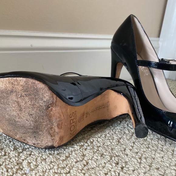 Michael Kors black heels - Picture 2 of 4
